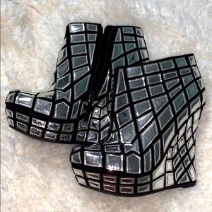 Stylish Mirrored Wedges Size 9- Like New